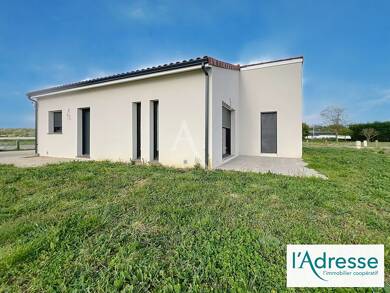 Maison de plain-pied à vendre - Neuf 235 000 € 4 pièces 3 chambres 84 m² 437 m² de terrain Dieupentale 82170