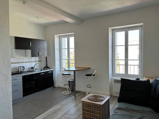 Appartement à louer - logement étudiant 350 € 1 pièce 20 m² 5ème étage Brest 29200