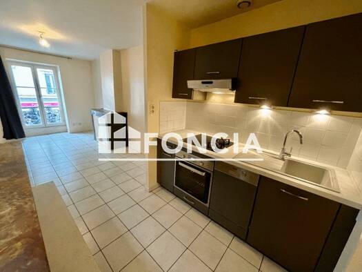 Appartement à louer 385 € 2 pièces 1 chambre 42,5 m² 1er étage Centre Ville Le Coteau 42120