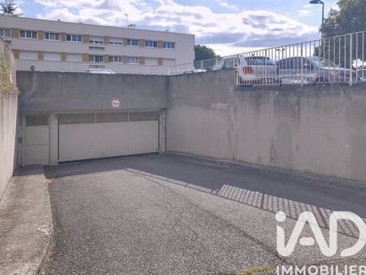 Parking à vendre 19 000 € 10 m² Danièle-Petit Bontemps Plaisir 78370