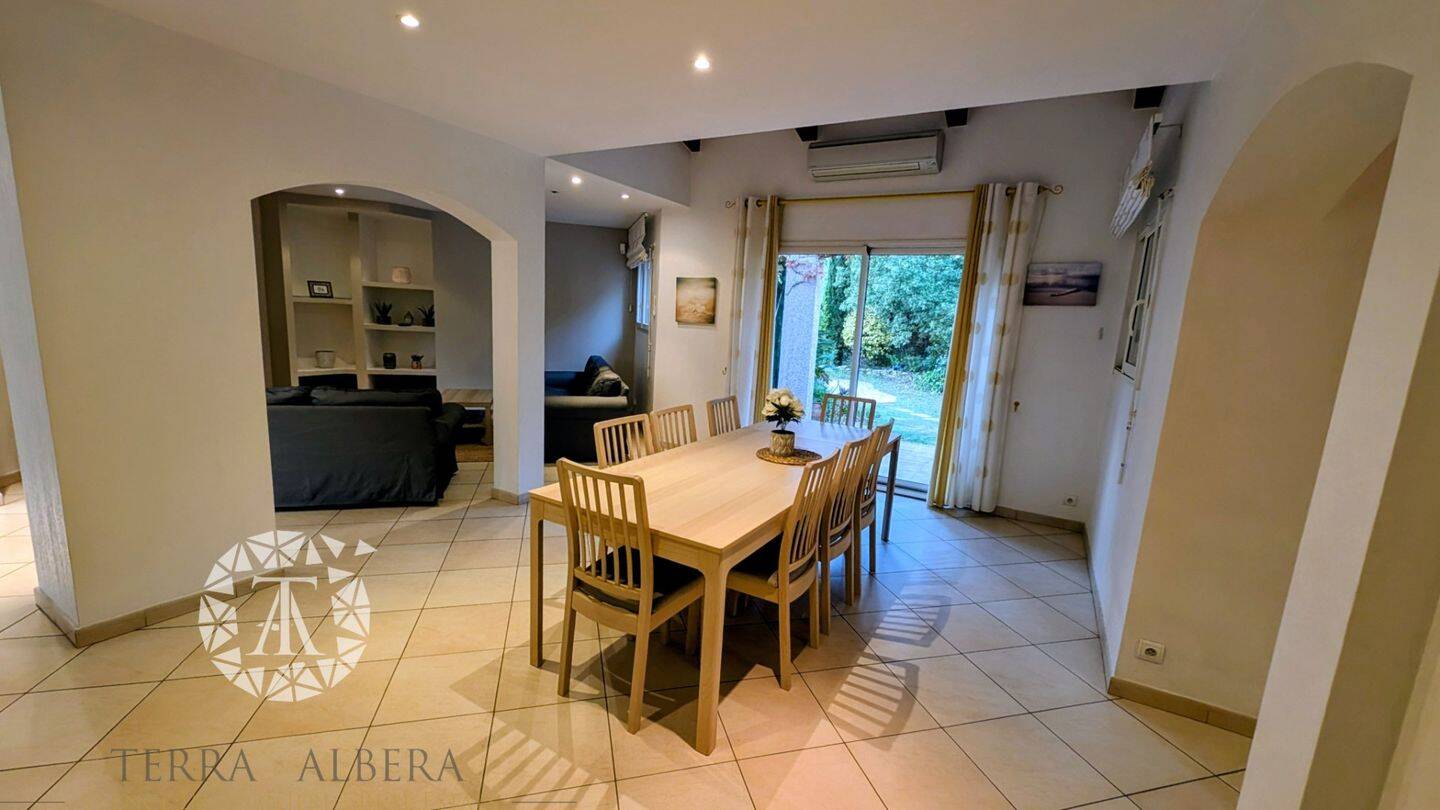 Maison à vendre, 142m², LAROQUE DES ALBERES