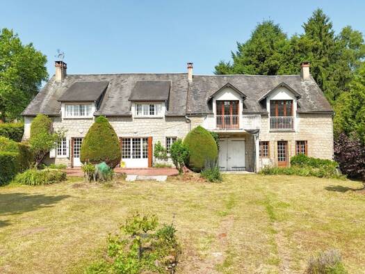 Maison à vendre 195 000 € 5 pièces 3 chambres 180 m² 7 294 m² de terrain Cussy-en-Morvan 71550