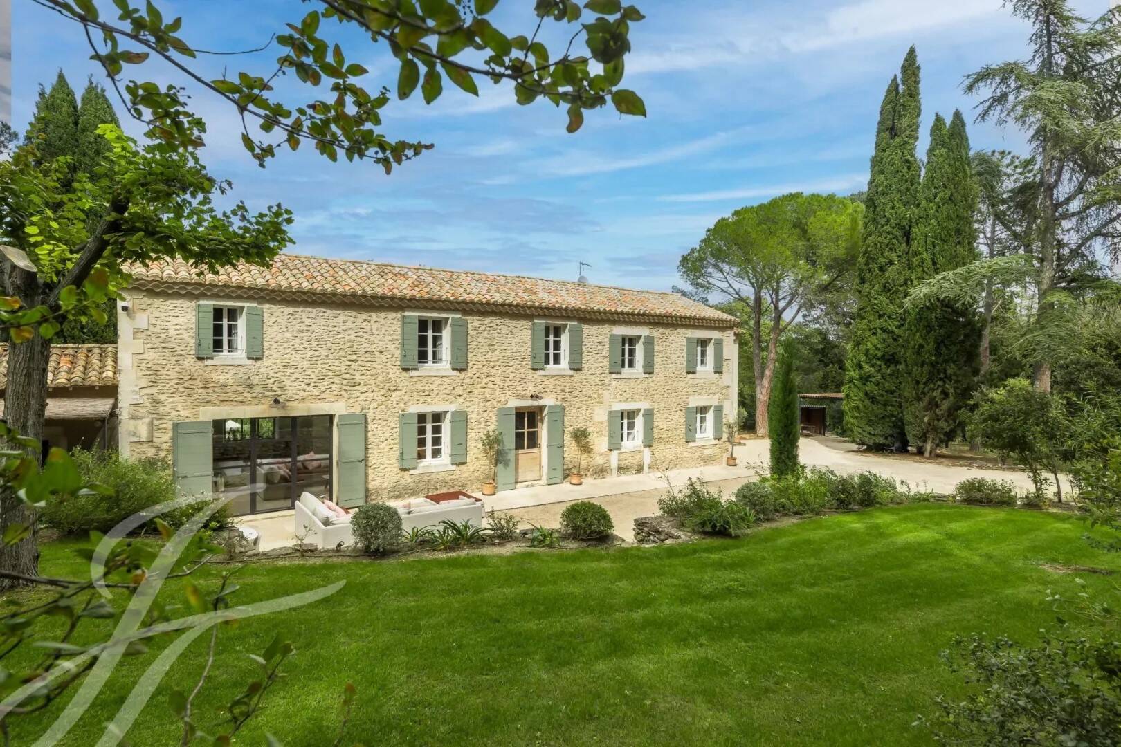 Maison à vendre, 250m², MAS BLANC DES ALPILLES