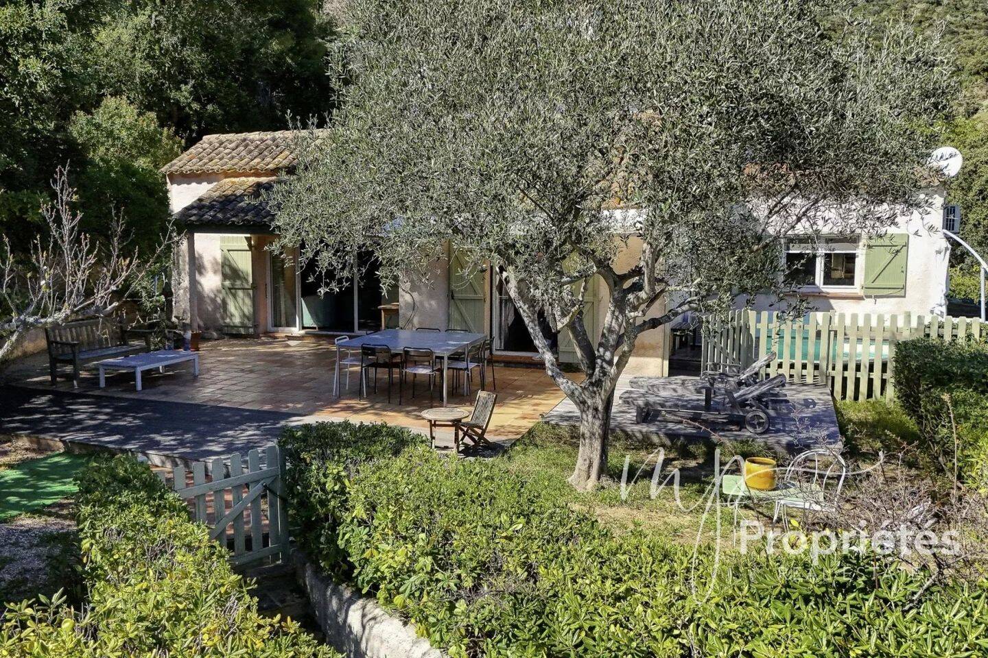 Maison à vendre, 84m², RAYOL CANADEL SUR MER