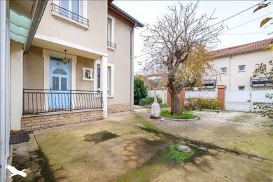 Maison à vendre 565 000 € 5 pièces 3 chambres 110 m² Les Buers Villeurbanne 69100