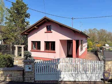 Maison de plain-pied à vendre 315 000 € 5 pièces 3 chambres 118 m² 772 m² de terrain St Louis 68300