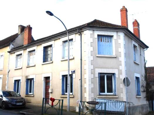 Maison à vendre 110 000 € 8 pièces 6 chambres 145 m² 168 m² de terrain Le Buisson-de-Cadouin 24480