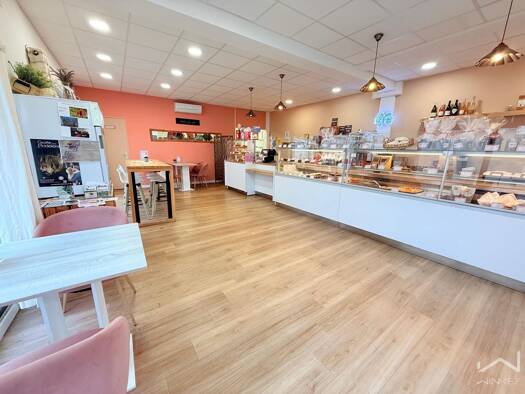 Boutique à vendre Fonds de commerce 142 000 € 1 pièce 100 m² de surface de vente Peripherie Bourg-Saint-Andéol 07700