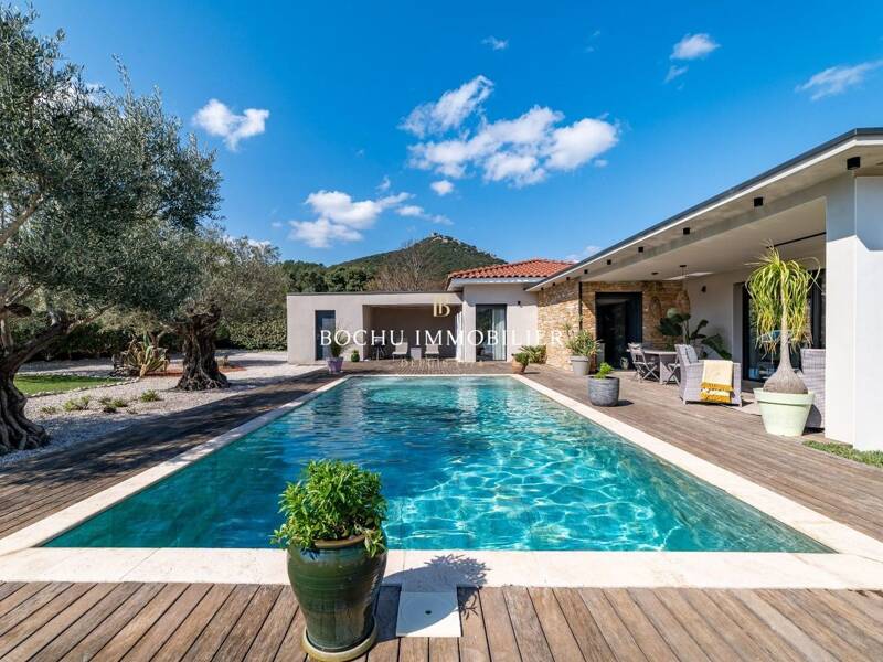 Maison à vendre, 155m², SAINT MATHIEU DE TREVIERS