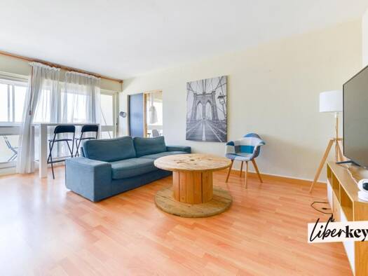 Appartement à vendre 157 500 € 5 pièces 4 chambres 108 m² Étage 7/10 Bernardière-Bellevue-Harlière Saint-Herblain 44800