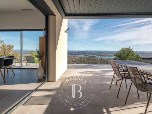 Maison à vendre 1 350 000 € 8 pièces 4 chambres 278 m² 1 981 m² de terrain Neyron 01700