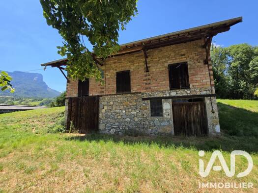 Maison à vendre 195 000 € 1 pièce 1 chambre 100 m² 2 760 m² de terrain Porte-de-Savoie 73800