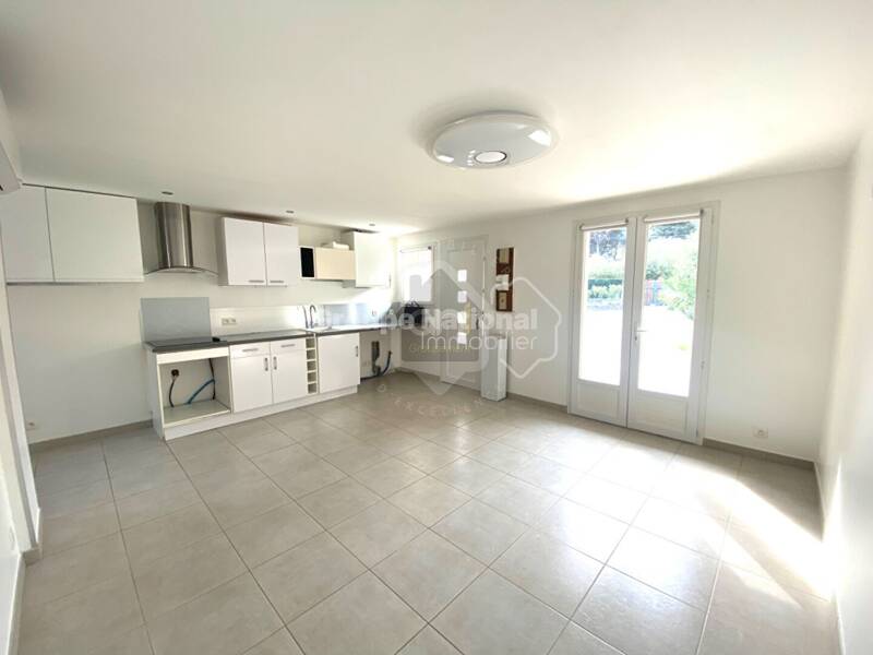 Maison à louer, 47m², ENSUES LA REDONNE