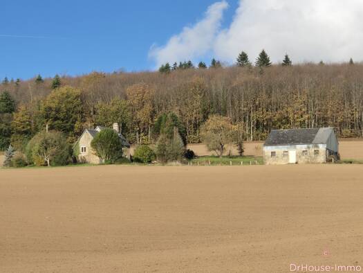 Maison à vendre 166 400 € 5 pièces 4 chambres 106 m² 3 800 m² de terrain Saint-Pois 50670