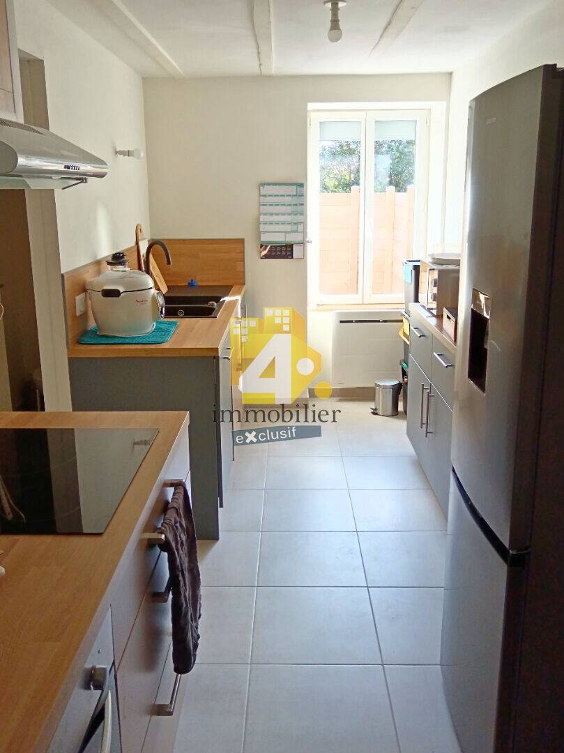 Maison à louer, 81m², SEVERAC