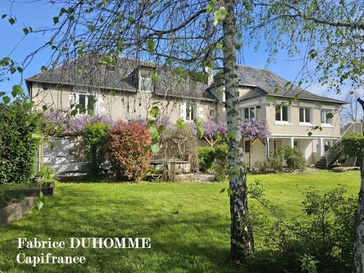 Maison à vendre 375 000 € 11 pièces 4 chambres 237 m² 1 155 m² de terrain Terrasson-Lavilledieu 24120