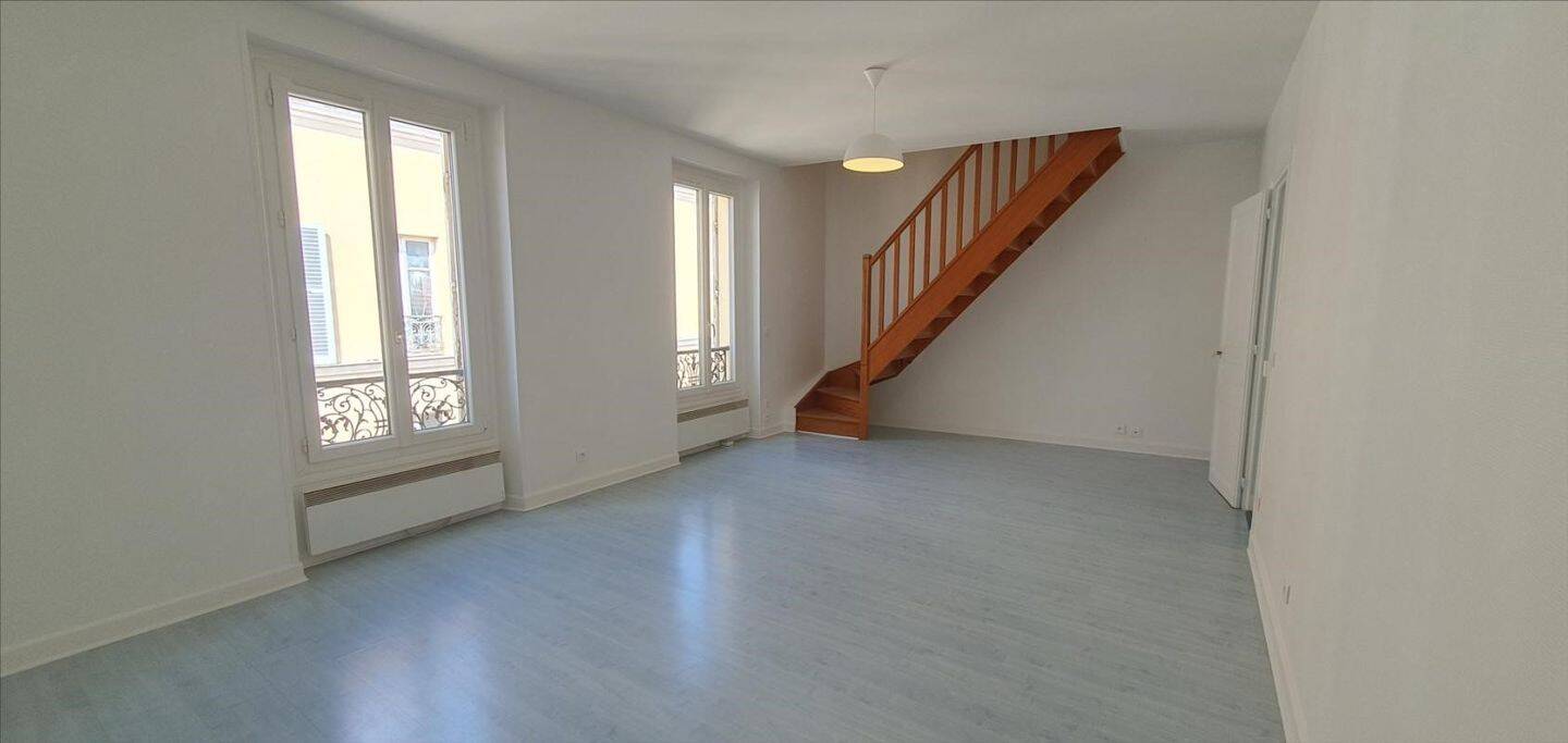 Maison à louer, 60m², NANTERRE