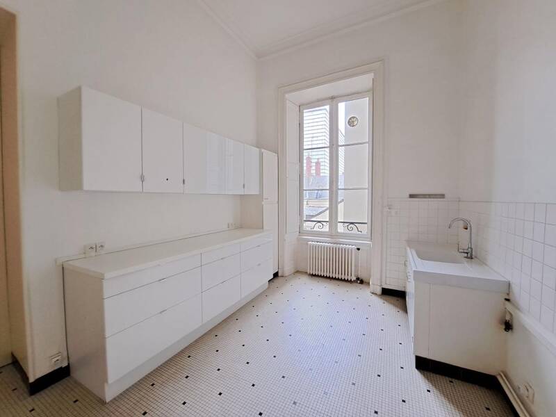 Maison à louer, 216m², NANTES