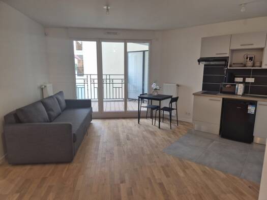 Appartement à louer 1 160 € 2 pièces 1 chambre 40,6 m² Étage 1/4 Le Perreux-sur-Marne 94170