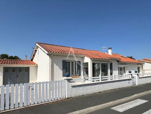 Maison à vendre 299 000 € 5 pièces 4 chambres 123 m² 414 m² de terrain L'Aiguillon-la-Presqu'île 85460