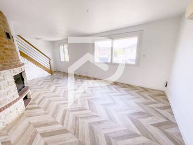 Maison de plain-pied à louer 1 300 € 4 pièces 3 chambres 78 m² Creil 60100