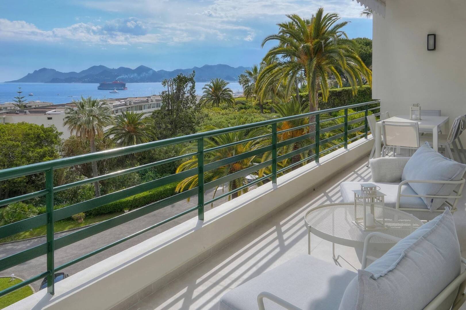 Maison à louer, 95m², CANNES