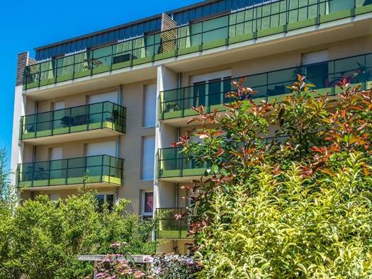 Appartement à louer 765 € 2 pièces 1 chambre 42,1 m² RDC/4 Rive de Seine Sud Est Melun 77000