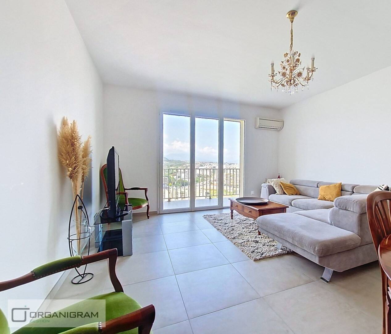 Maison à louer, 78m², AJACCIO