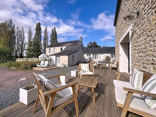 Maison à vendre 1 149 000 € 17 pièces 12 chambres 470 m² 10 393 m² de terrain Bayeux 14400