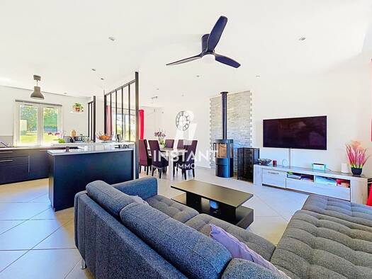 Maison à vendre 326 000 € 6 pièces 4 chambres 125 m² 1 771 m² de terrain La Chapelle-Gauthier 77720