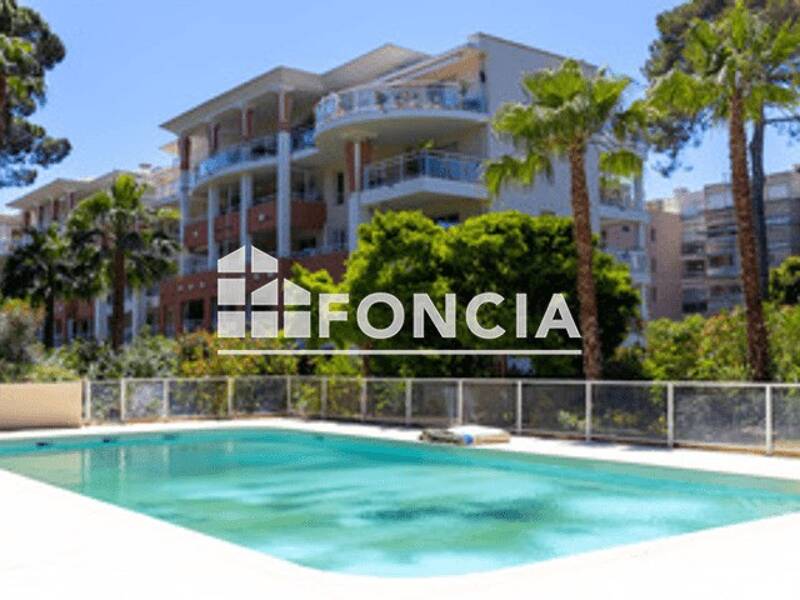 Maison à louer, 29m², HYERES