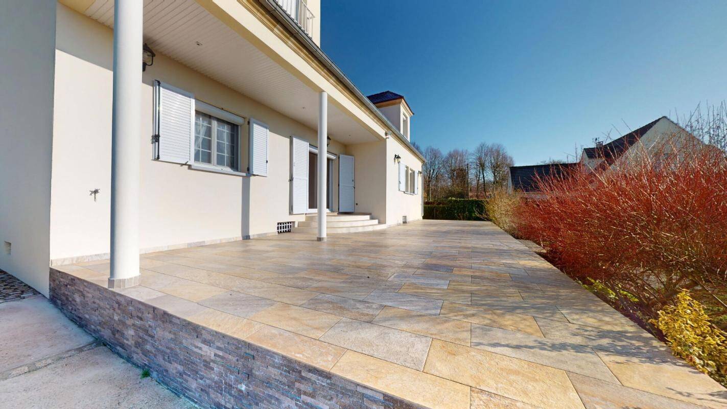 Maison à vendre, 284m², ROZAY EN BRIE