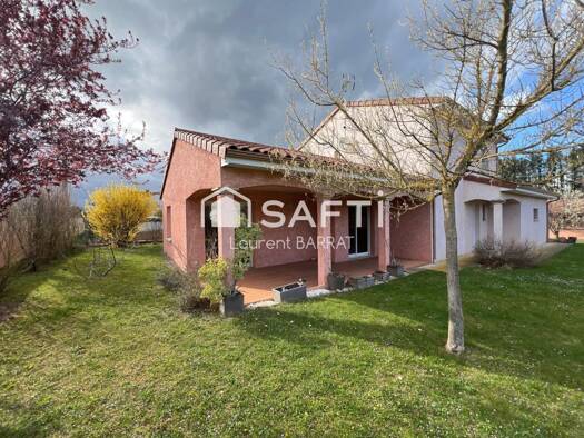 Maison à vendre 269 000 € 6 pièces 4 chambres 135 m² 692 m² de terrain Le Breuil-sur-Couze 63340