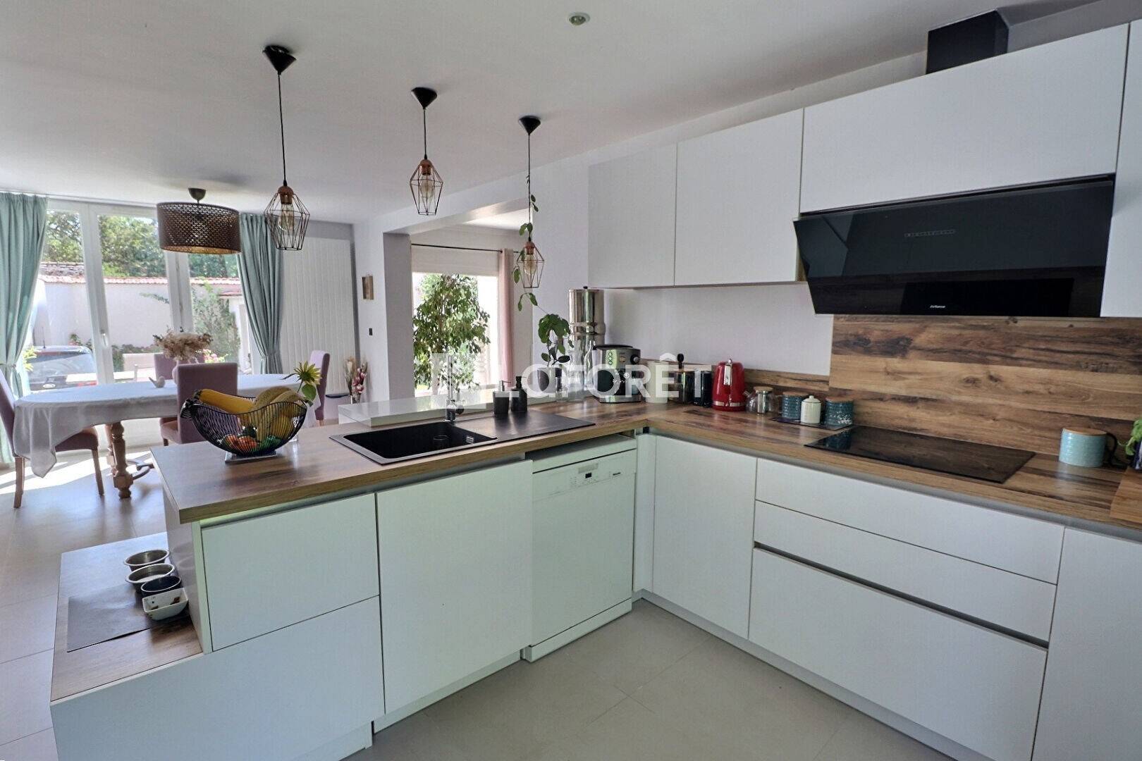 Maison à vendre, 200m², LA CHAPELLE LA REINE