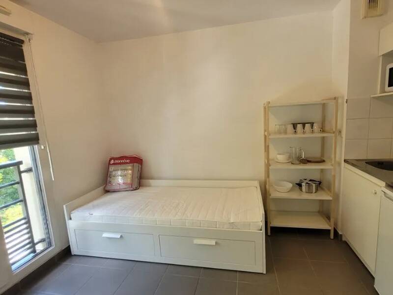 Maison à louer, 20m², SAINT GENIS LAVAL