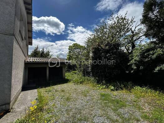 Appartement à vendre 85 000 € 2 pièces 1 chambre 70 m² RDC/2 Couronne Saint-Affrique 12400