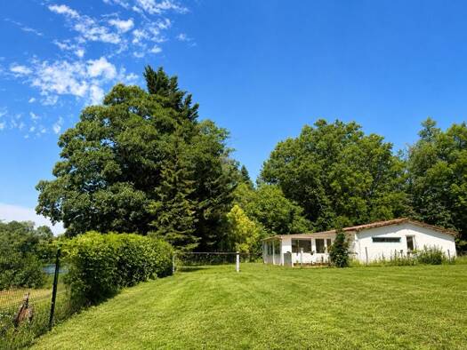 Maison de plain-pied à vendre 389 900 € 5 pièces 3 chambres 90 m² 6 220 m² de terrain Les Bords de Seine Soisy-sur-Seine 91450