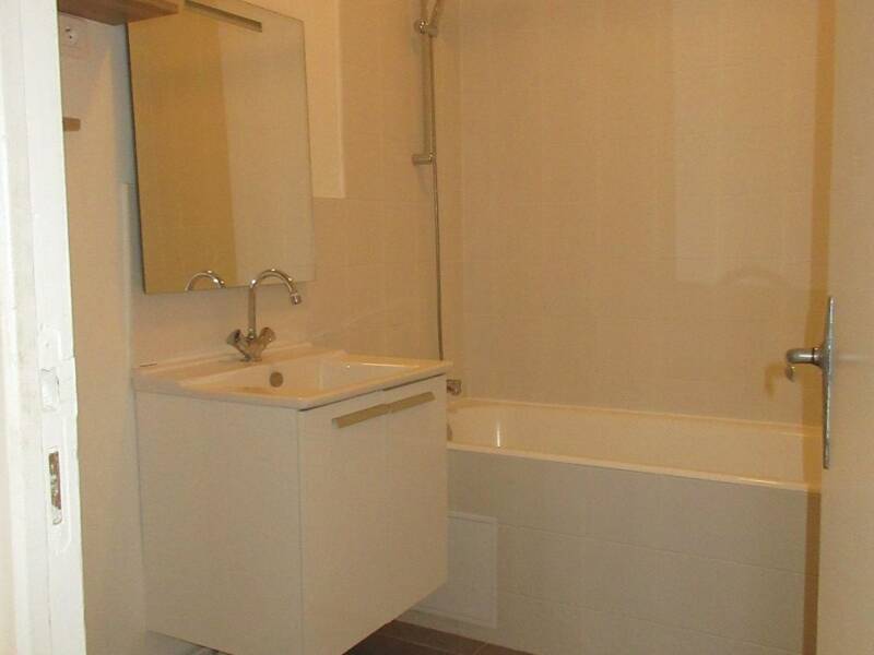 Maison à louer, 45m², PARIS 18E