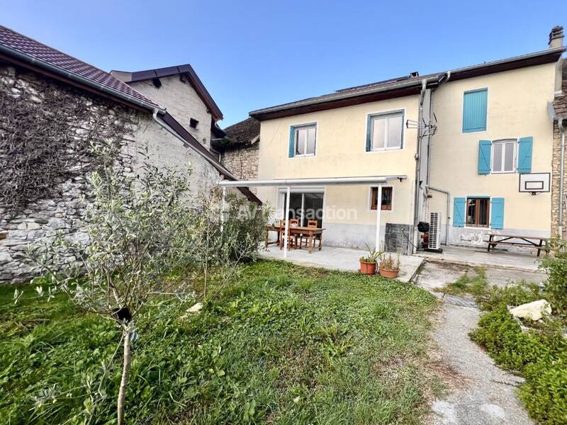 Maison à vendre, 150m², YENNE