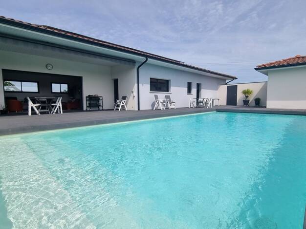 Villa à vendre 920 000 € 6 pièces 4 chambres 253 m² 2 000 m² de terrain Toulouse 31000