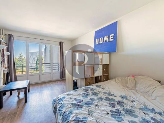 Appartement à vendre 192 000 € 1 pièce 30,05 m² Étage 4/8 Plateau Gentilly 94250