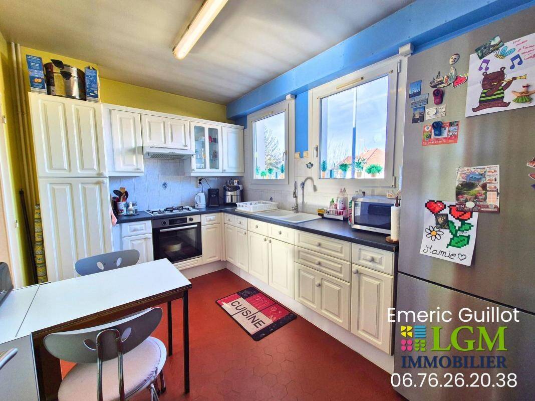 Maison à vendre, 141m², LA CHAUSSEE SAINT VICTOR