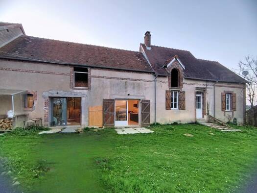 Ferme à vendre 179 000 € 2 pièces 1 chambre 71 m² 7 900 m² de terrain Piffonds 89330