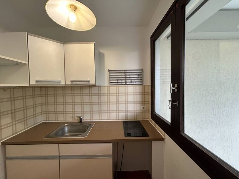 Maison à louer, 20m², SURESNES