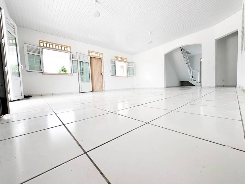 Maison à louer, 175m², MATOURY