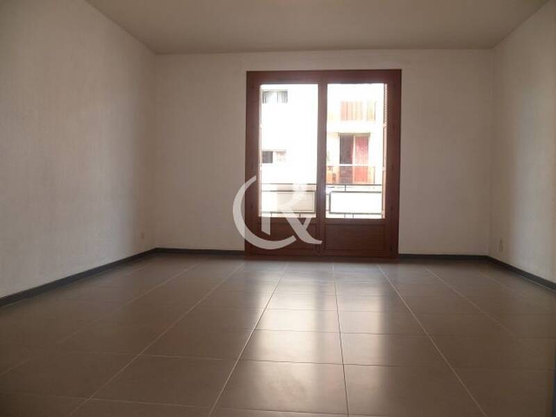 Maison à louer, 67m², HYERES