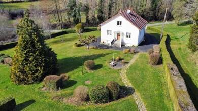 Maison à vendre 165 850 € 6 pièces 4 chambres 109 m² 4 560 m² de terrain Rochechouart 87600
