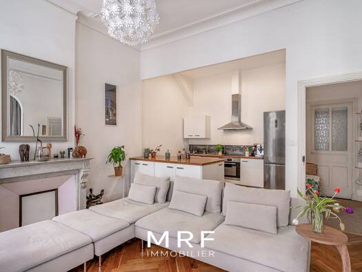 Appartement à vendre 425 000 € 4 pièces 3 chambres 111 m² Belsunce Marseille 1er arrondissement 13001