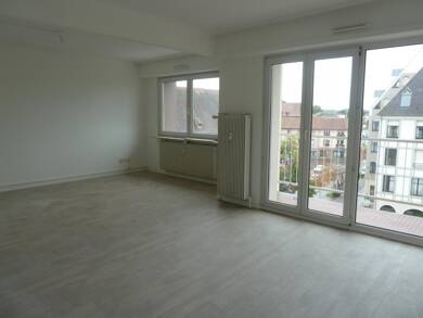 Appartement à louer 1 130 € 4 pièces 3 chambres 118 m² 4 étages Centre Ville Haguenau 67500