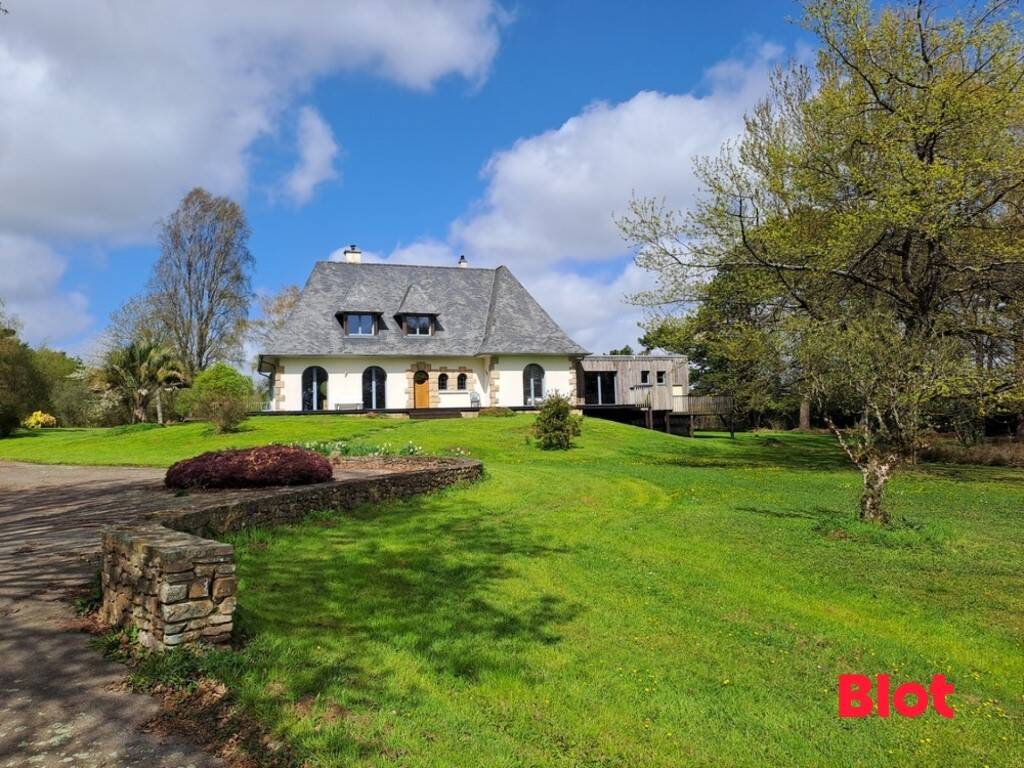 Maison à vendre, 221m², SAINT AUBIN D'AUBIGNE